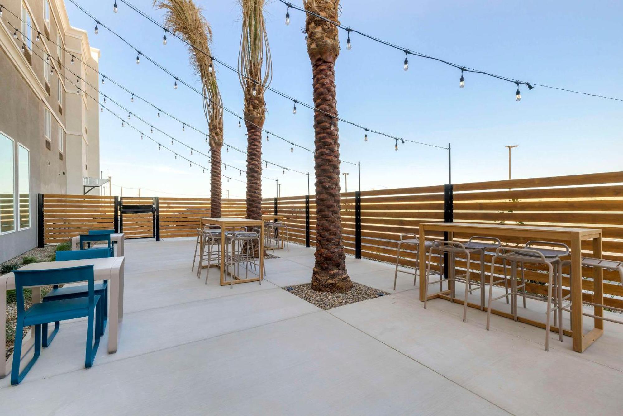 Cambria Hotel El Centro - Imperial Eksteriør billede
